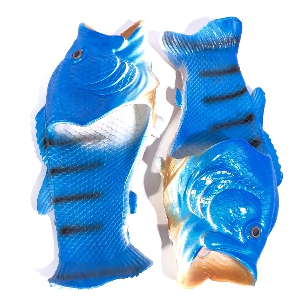 Blue Bass Realistic Fish Shaped Unisex Summer Beach Sandals Shoes 42/43 NEW